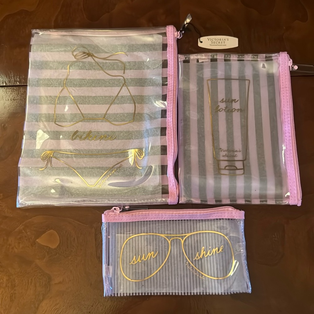 FUN! Victoria's Secret Zippered Travel Bags NWT!